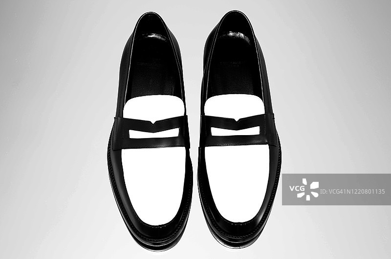 黑白乐福鞋图片素材