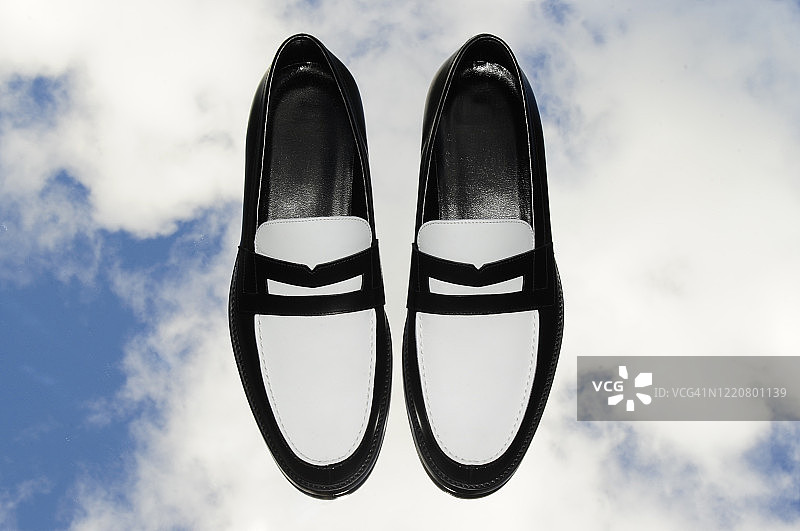 黑白乐福鞋图片素材