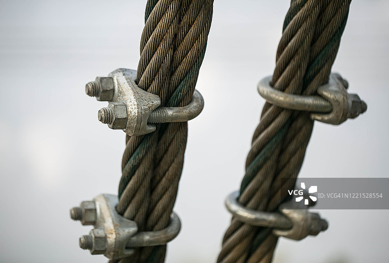 桥梁安全锁扣金属工业设备特写图片素材