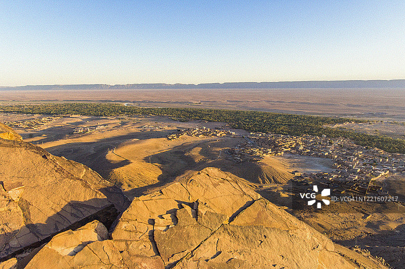 从摩洛哥扎果拉山看到的扎果拉景观图片素材