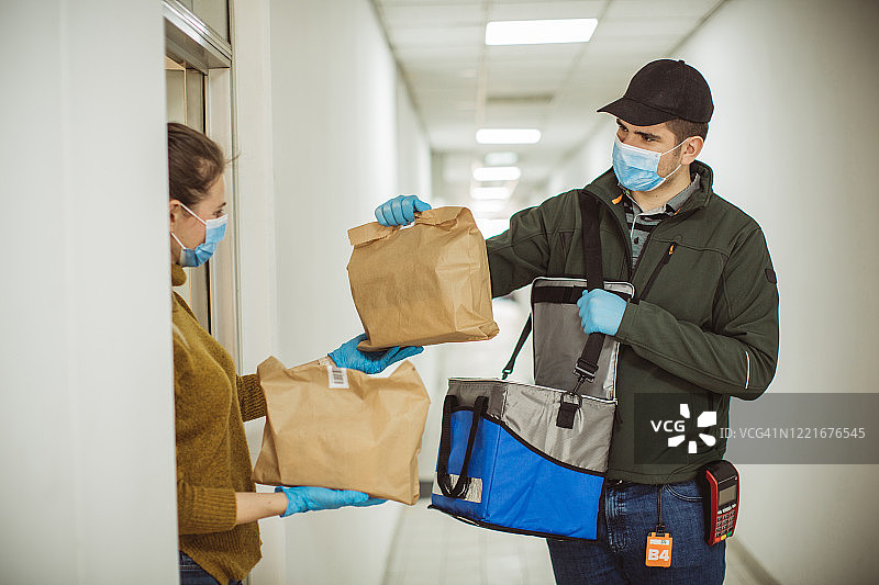 送餐上门图片素材