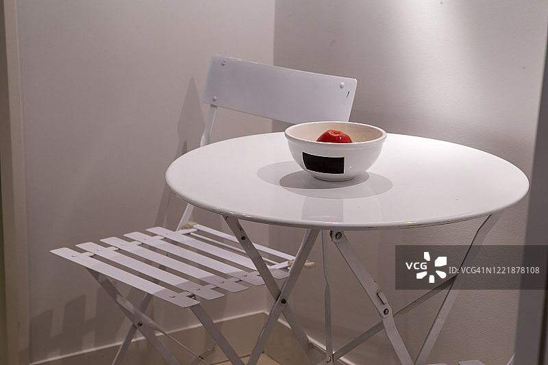 现代简约公寓厨房一角图片素材