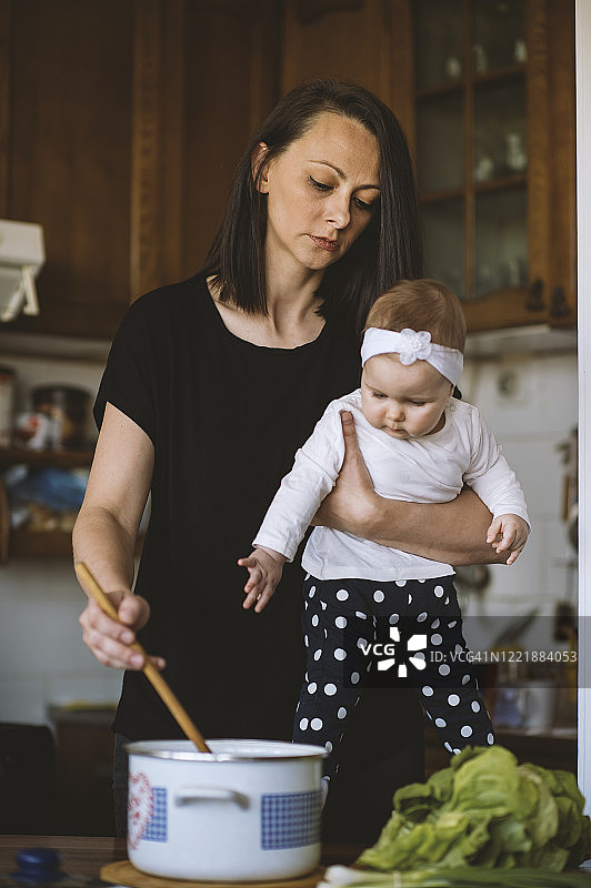 在家烹饪图片素材