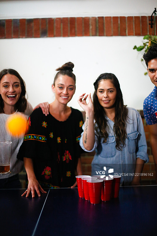 啤酒乒乓乐趣图片素材