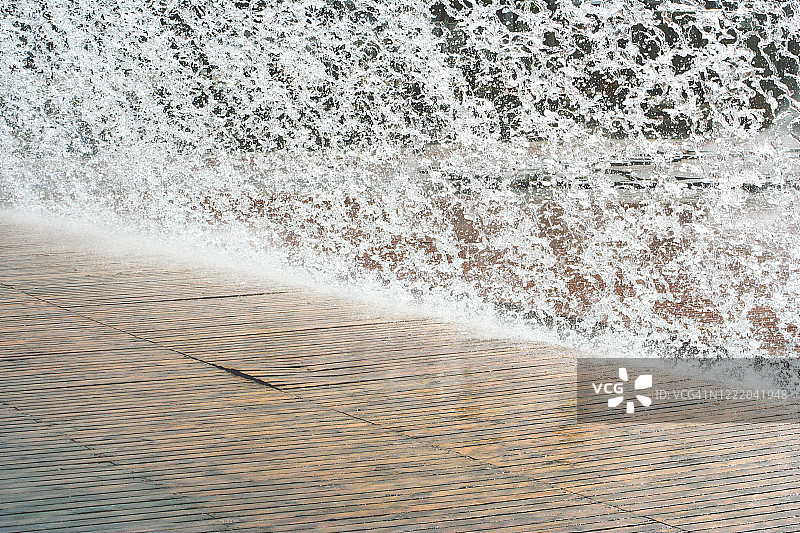 喷泉水花四溅图片素材