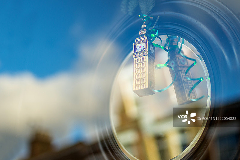 伦敦哥伦比亚路的圣诞橱窗展示图片素材