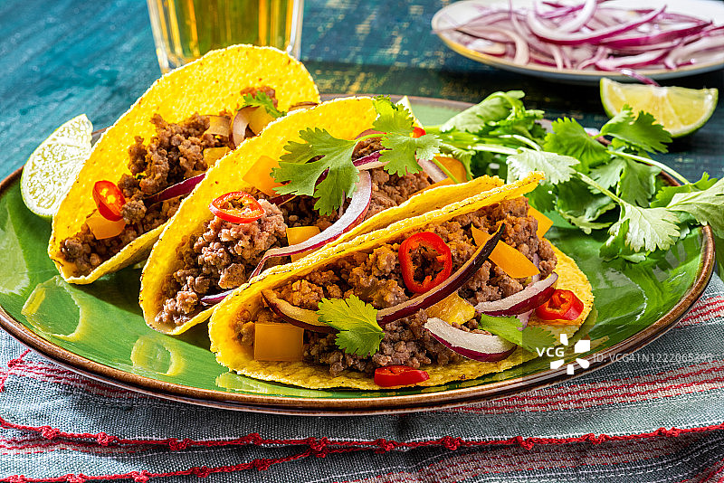 牛肉玉米卷图片素材