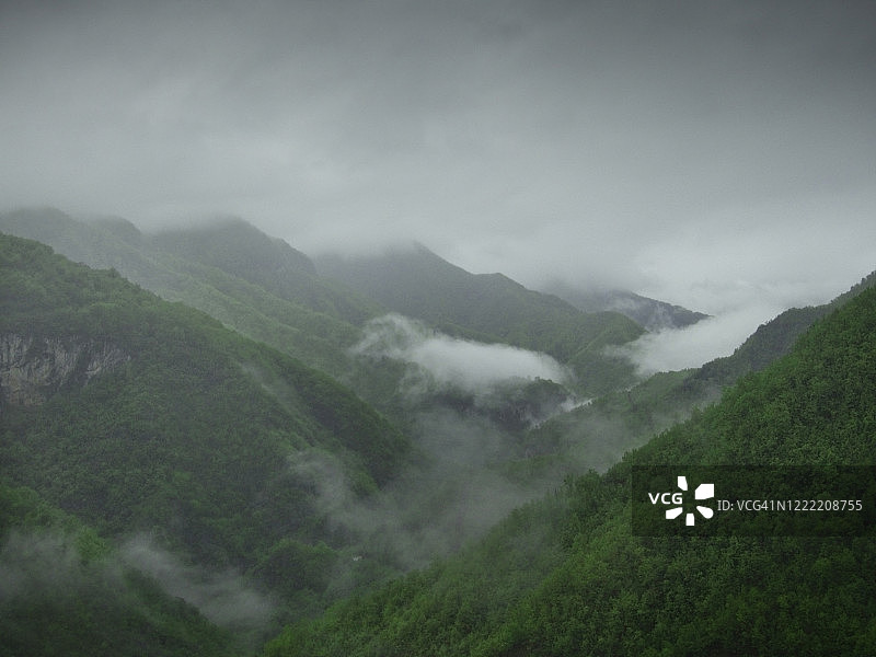 黑山广阔的景观图片素材