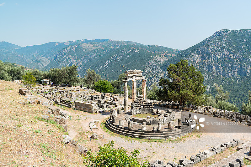 希腊德尔斐的雅典娜神庙图片素材