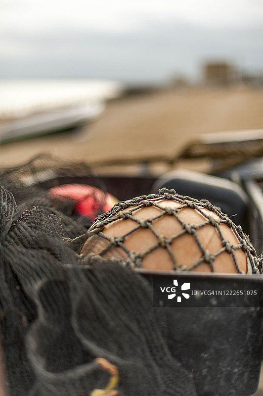 英国肯特郡海斯，海斯海滩上的渔船细节图片素材