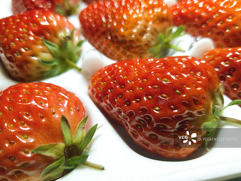 按顺序排列的草莓图片素材