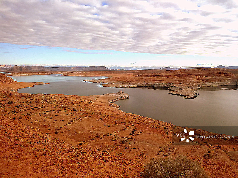 美国亚利桑那州佩吉市鲍威尔湖图片素材