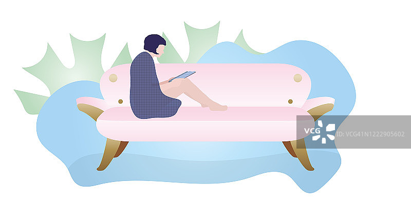 格子衬衫短发女人在舒适的沙发上阅读书籍，疫情期间的自我隔离扁平矢量插画图片素材
