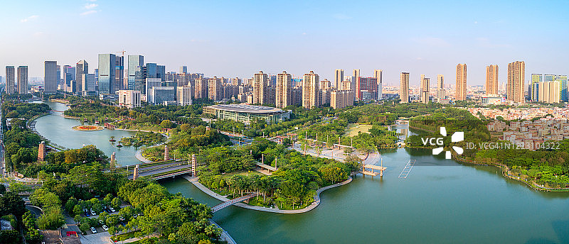 城市湖泊公园图片素材