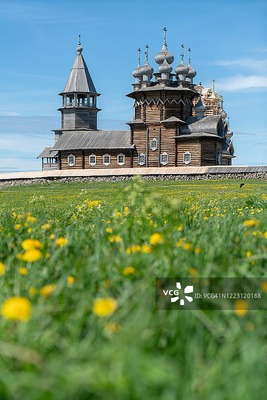俄罗斯卡累利阿共和国基日岛的春天景色图片素材