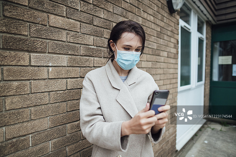 与亲戚保持联系图片素材