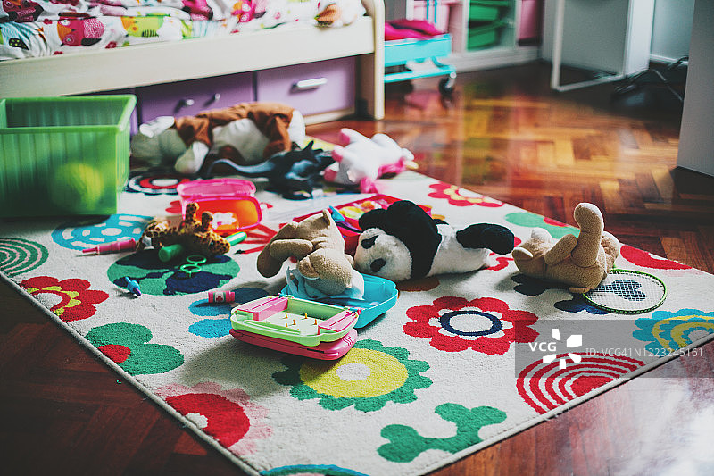 儿童房里的混乱图片素材