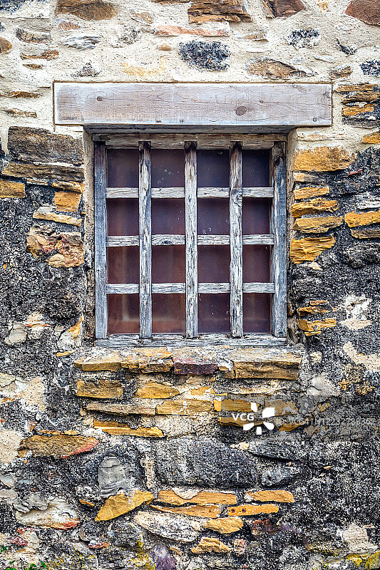 西班牙殖民时期的建筑窗户图片素材