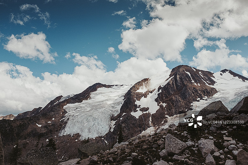 布加布省级公园的周年纪念峰图片素材