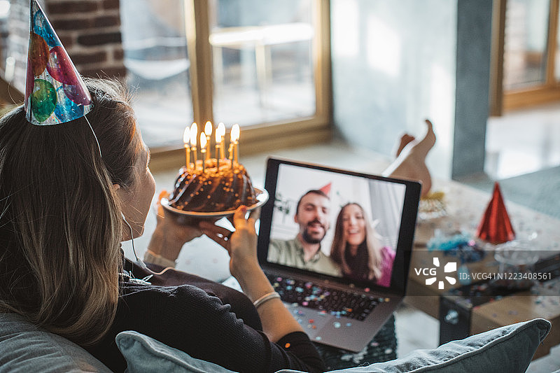 隔离期间的生日图片素材