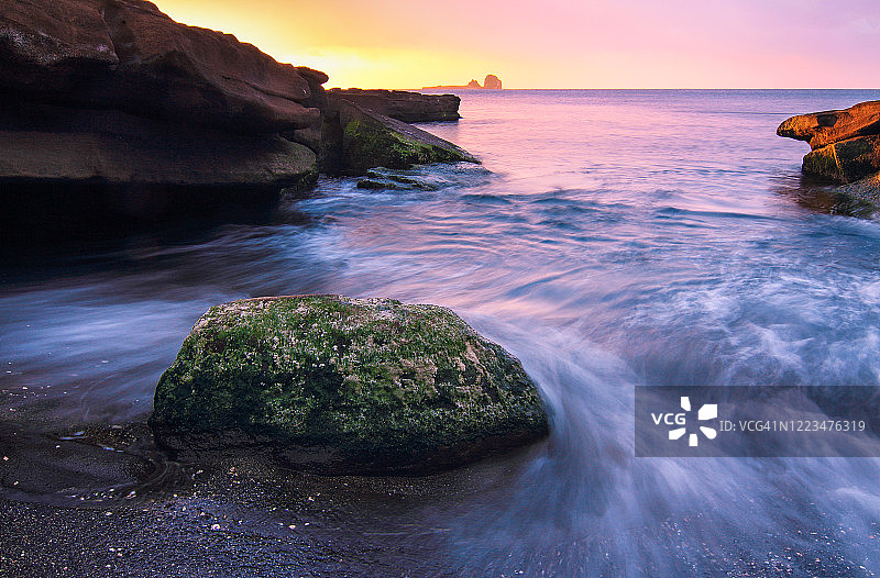 韩国兄弟岛日出景观图片素材