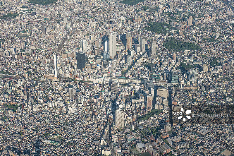 从飞机上俯瞰日本东京池袋图片素材