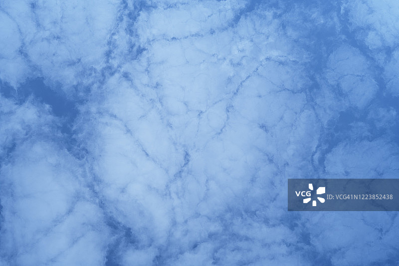 鲭鱼云彩天空图片素材