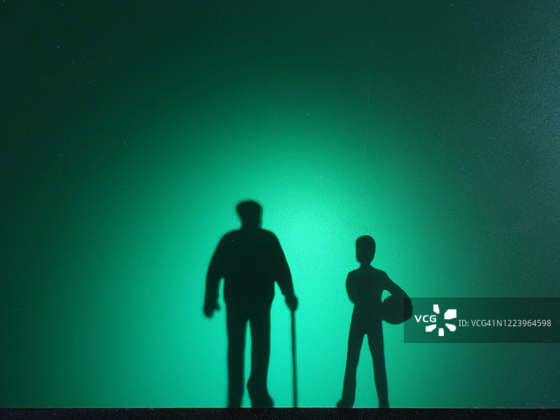 祖父母照顾孙子孙女图片素材