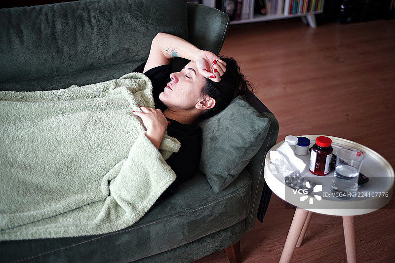 在家患流感图片素材