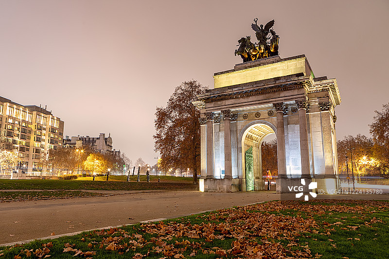 傍晚的光线 II图片素材