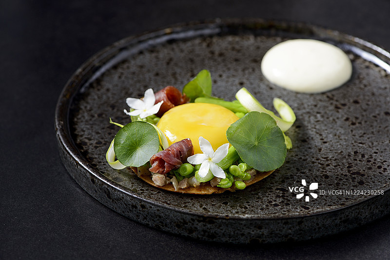 63摄氏度温泉蛋美食图片素材