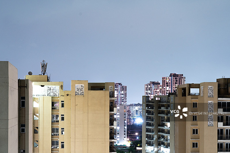 古尔冈诺伊达城市夜景航拍图片素材