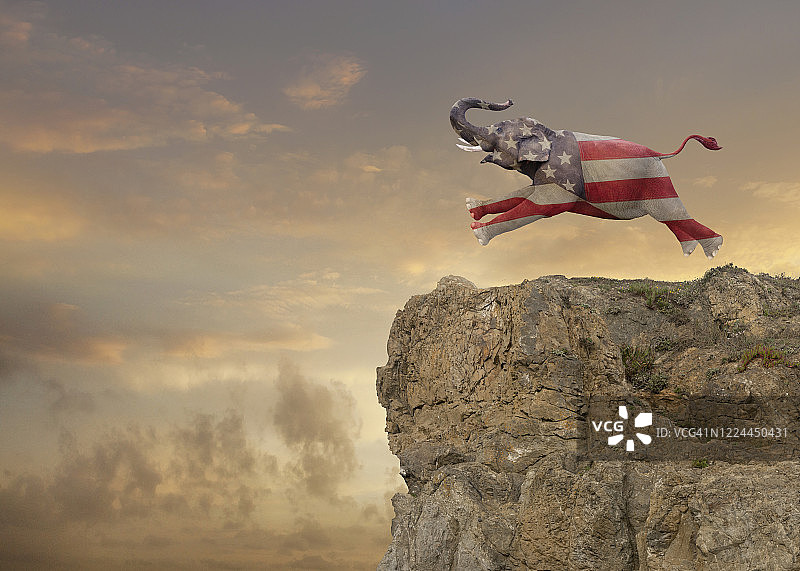 共和党大象走向悬崖图片素材