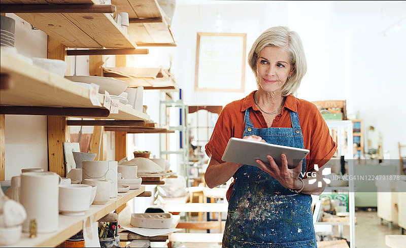 她的产品组合采用数字形式图片素材