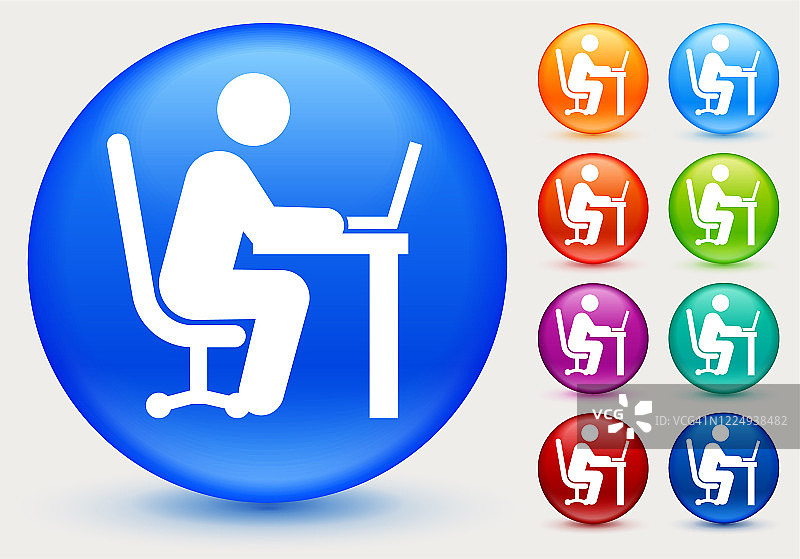 男人使用笔记本电脑图标图片素材