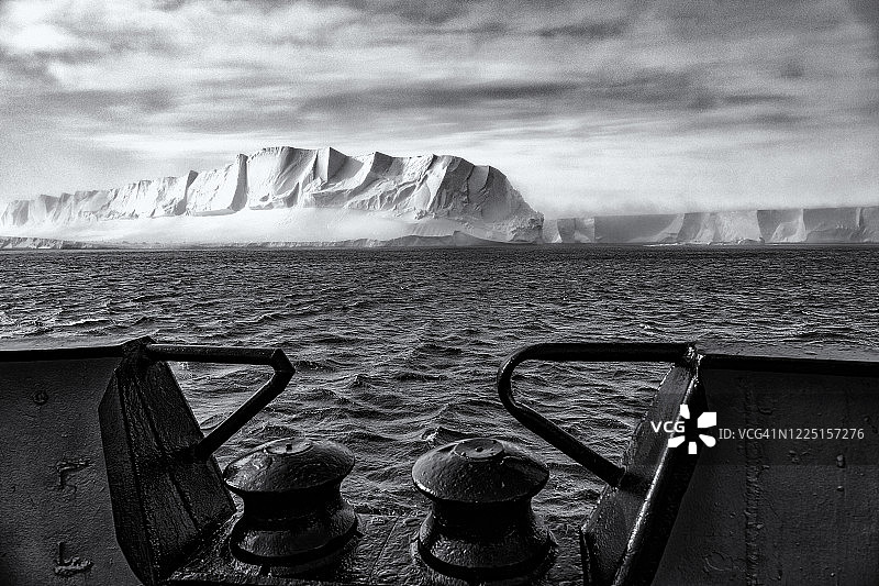 南极洲罗斯冰架和罗斯海图片素材