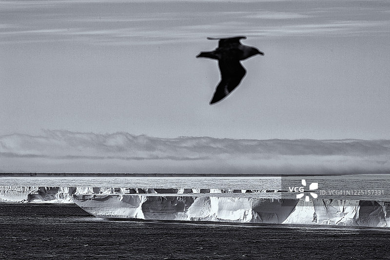 南极洲罗斯冰架和罗斯海图片素材
