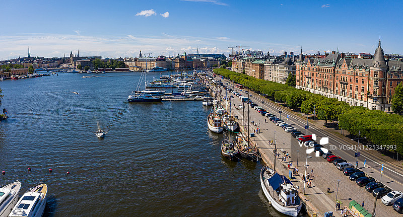 从空中俯瞰斯德哥尔摩Strandvägen全景（在动物园上方）图片素材