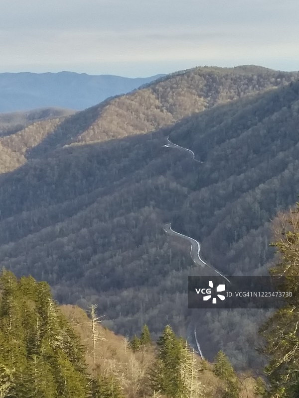 乡间小路图片素材