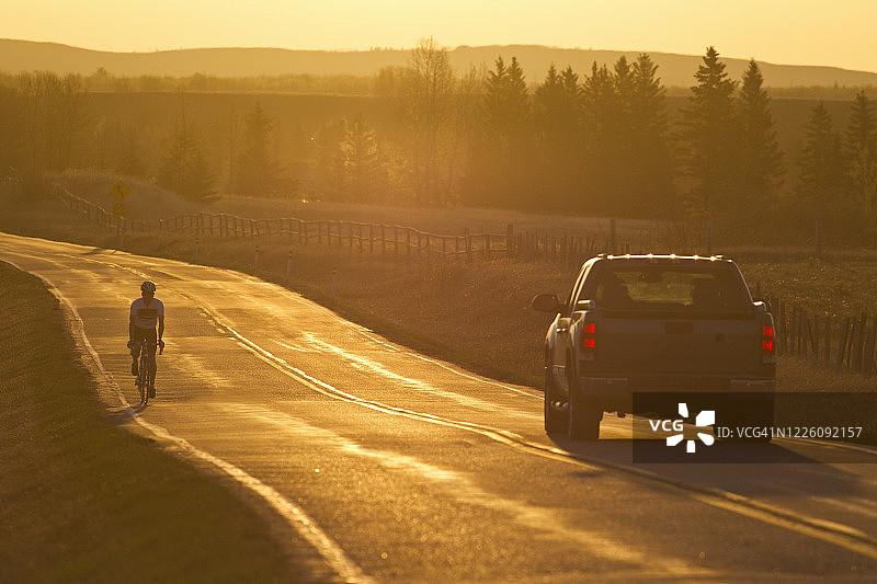 交通道路骑行图片素材