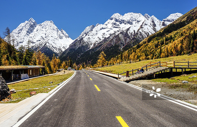 中国四川省小金县四姑娘山双桥沟图片素材