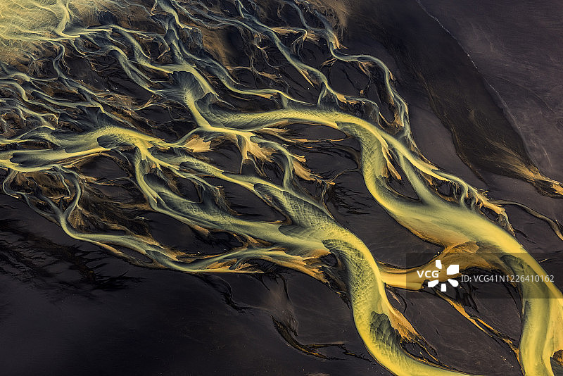 冰岛冰川河流的流动景观图片素材