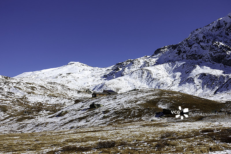 法国阿尔卑斯山脉的风景图片素材