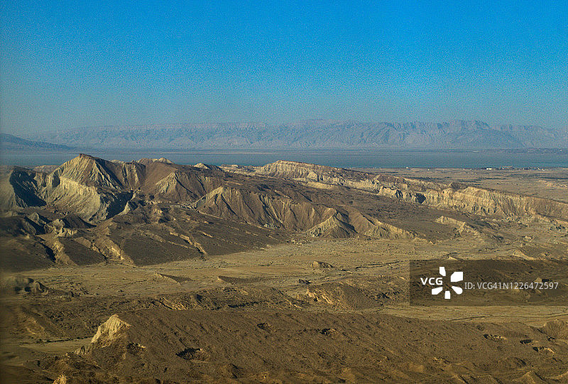 伊朗格什姆岛，波斯湾沙漠岛屿航拍景观图片素材