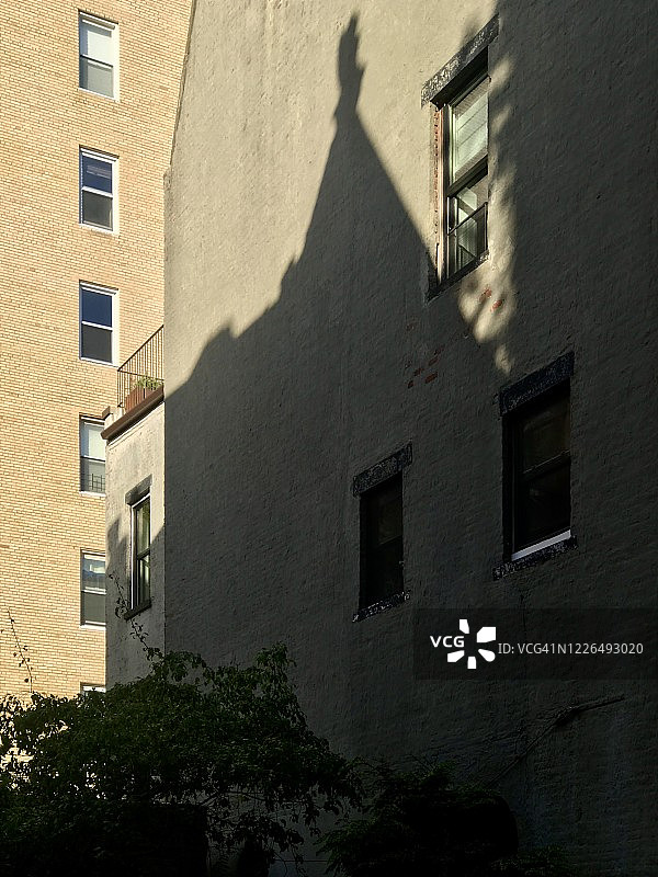 建筑物的影子图片素材