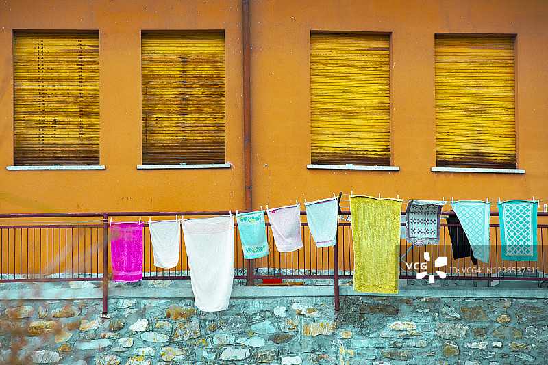 晾晒的衣物图片素材