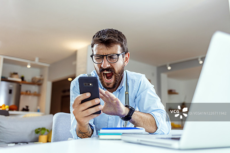 截止日期通常伴随着压力图片素材