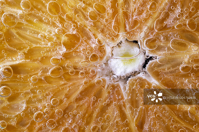 苏打水中的橙子片图片素材