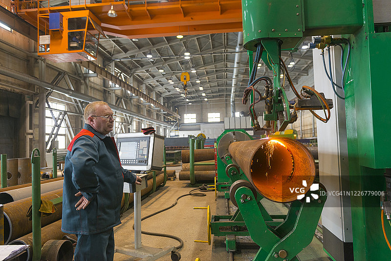 数控等离子管切割机图片素材