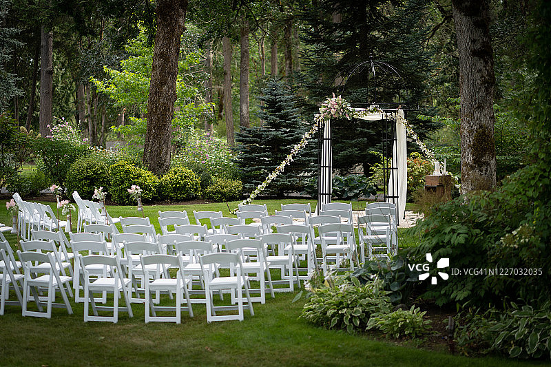 婚礼当天的细节图片素材